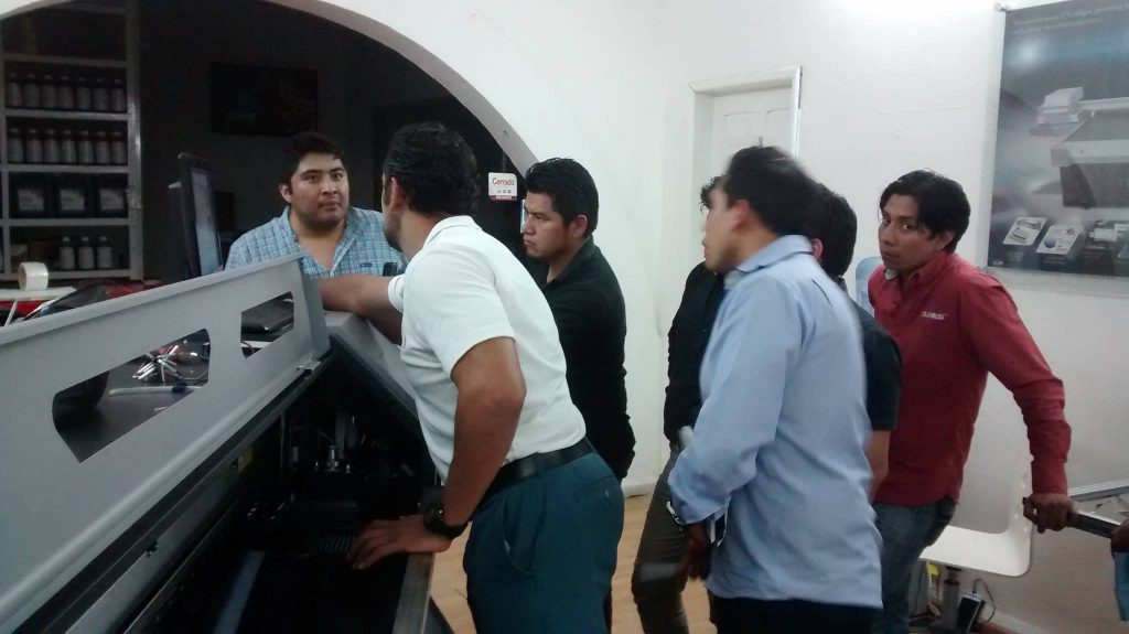 1529784_826948340694055_815866115495586385_o