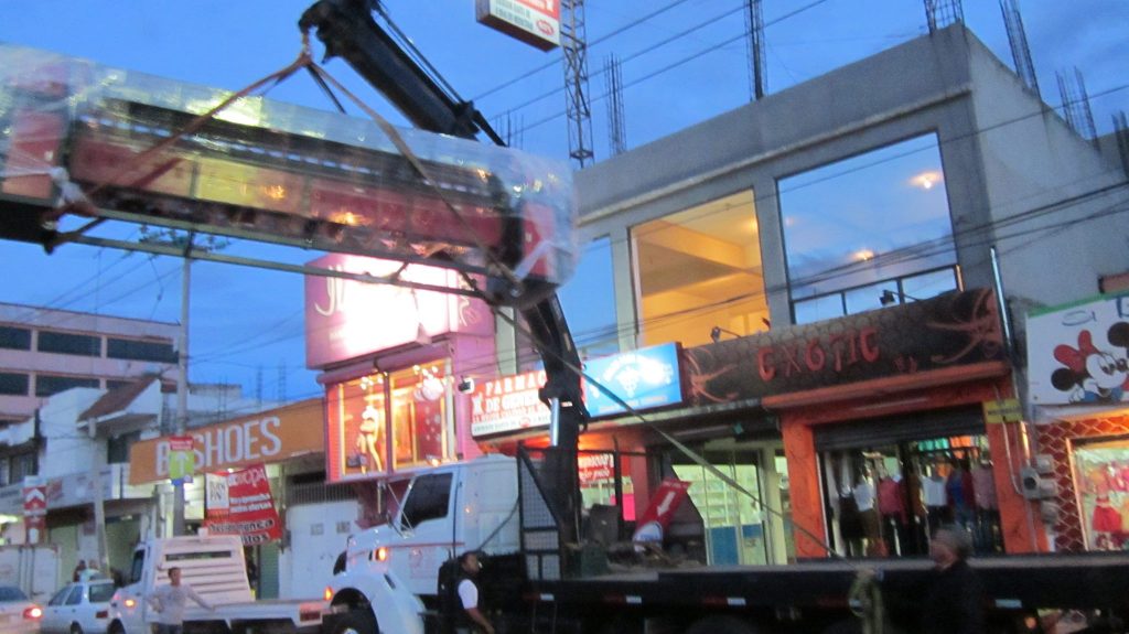 964322_573541829368042_1183711768_o